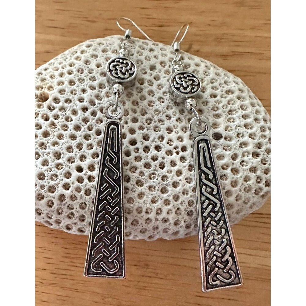 Celtic Knot Earrings Irish Jewelry St Patricks Day Parade Party Dangle Hooks New